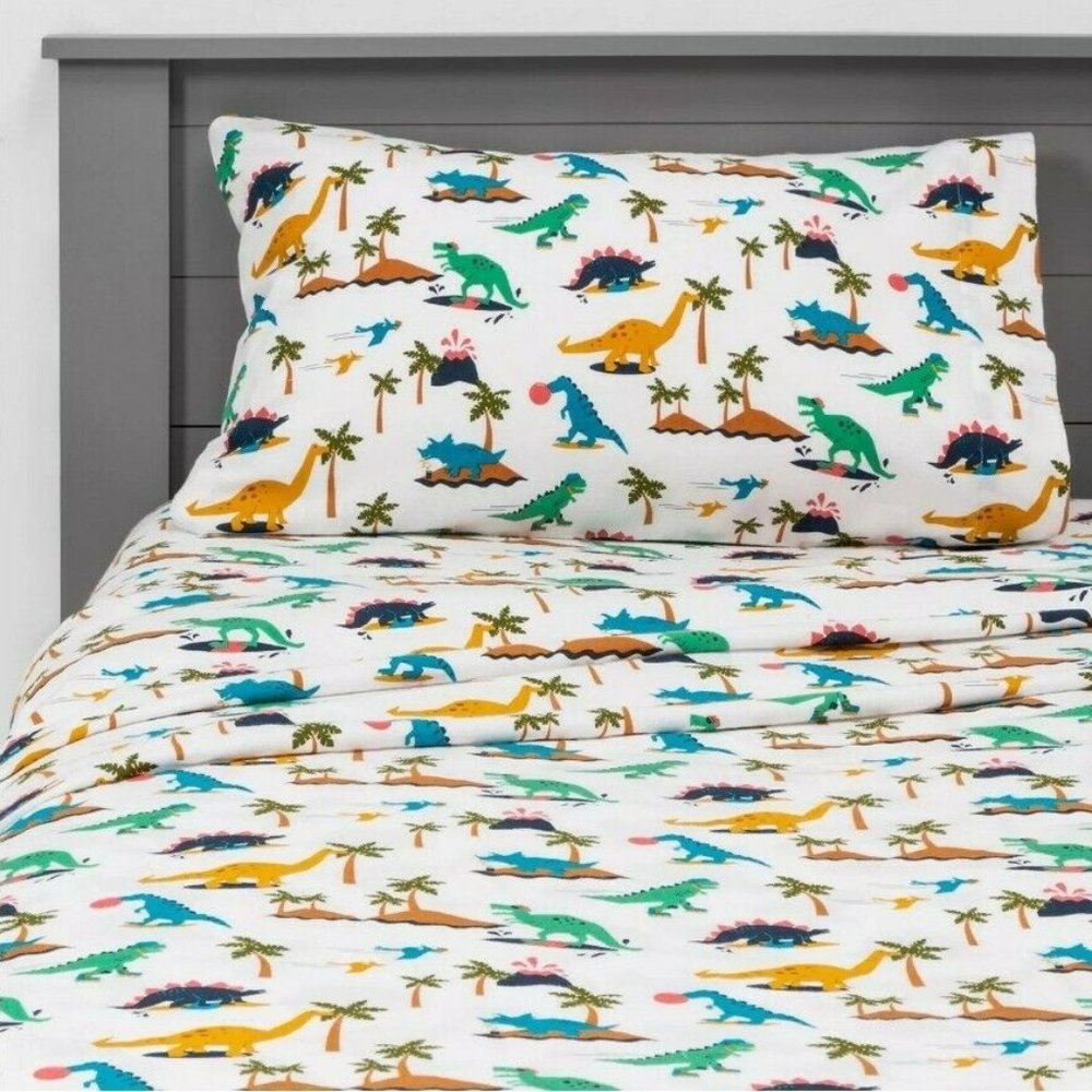 Dinosaur Den Flannel Sheets Pillowfort, queen Kids